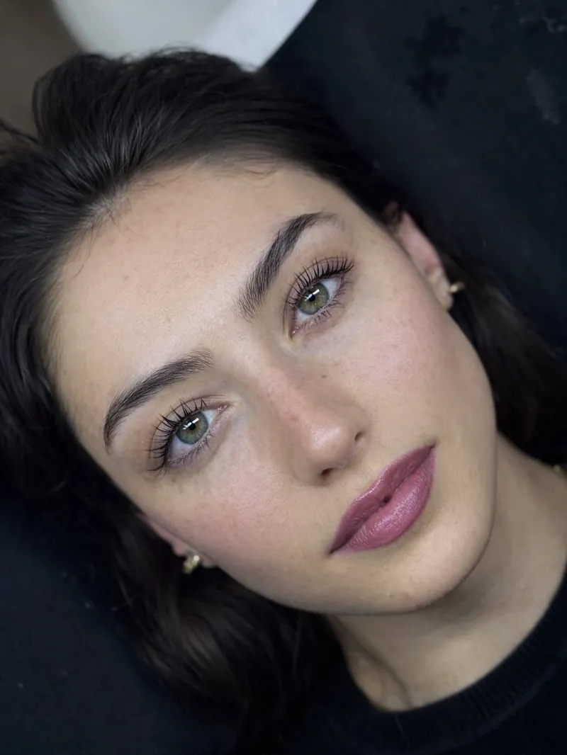 Carlotta Venditti dopo la laminazione ciglia